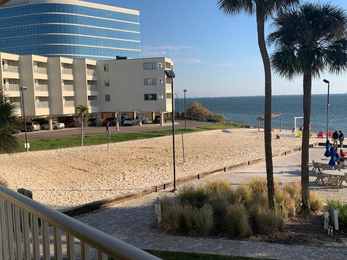 Welcome To Sea Forever Balcony With Ocean Views! タンパ エクステリア 写真