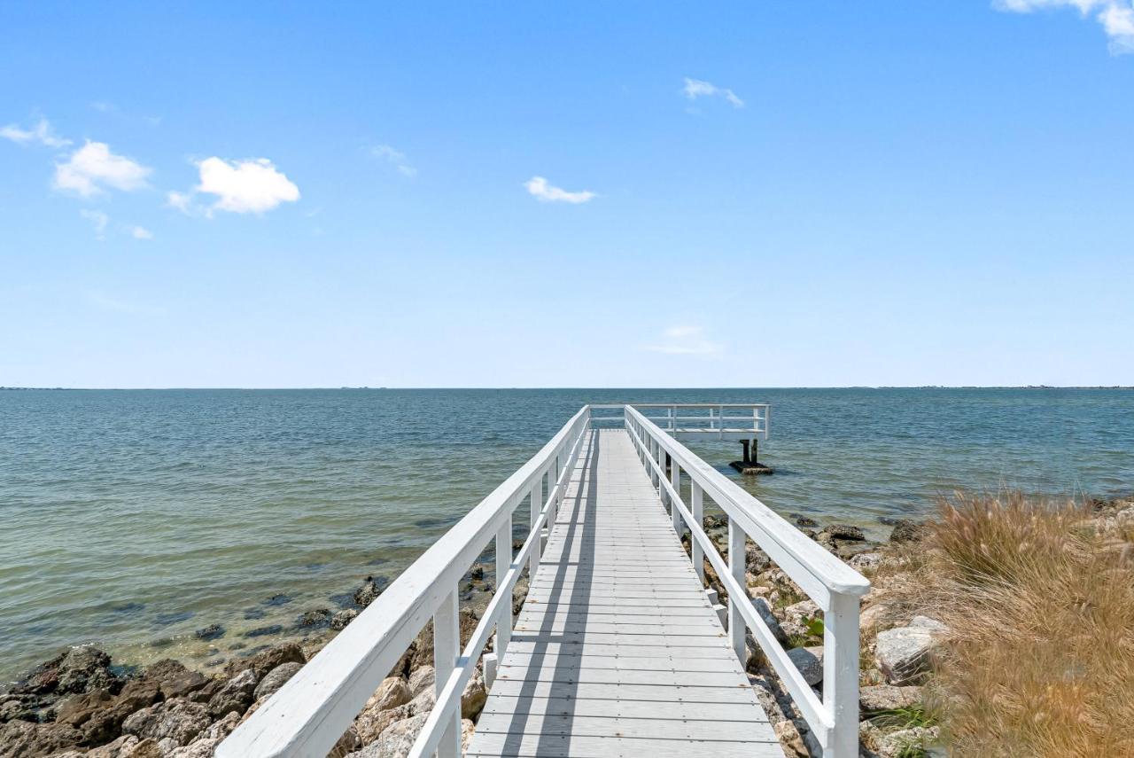 Welcome To Sea Forever Balcony With Ocean Views! タンパ エクステリア 写真