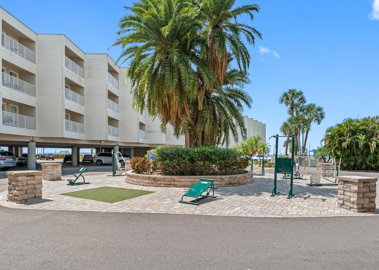 Welcome To Sea Forever Balcony With Ocean Views! タンパ エクステリア 写真